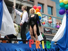 LaurieMurray/Pride2008_192.jpg
